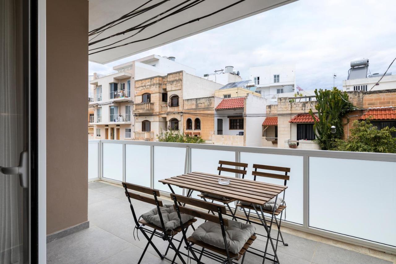 Modern 3br Stylish With Large Balcony - Close To St Julians And St Georges Bay