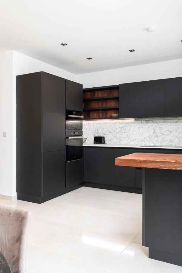 Modern 3br Stylish With Large Balcony - Close To St Julians And St Georges Bay *